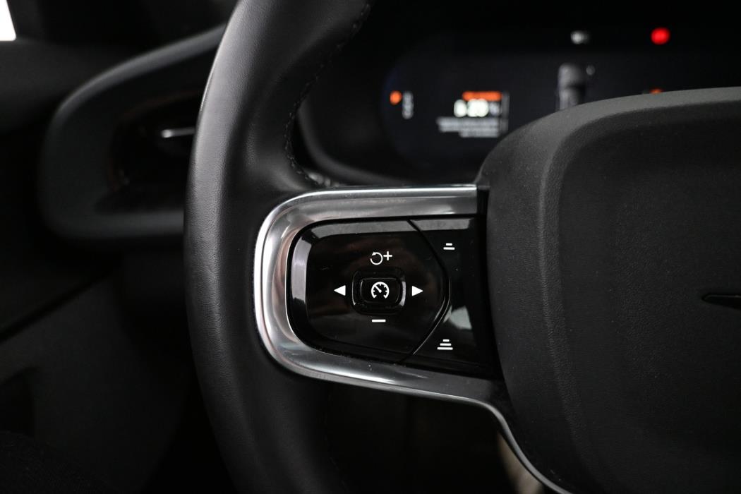 POLESTAR 2 2024