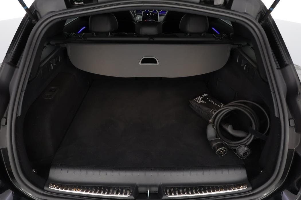 MERCEDES-BENZ C 2022