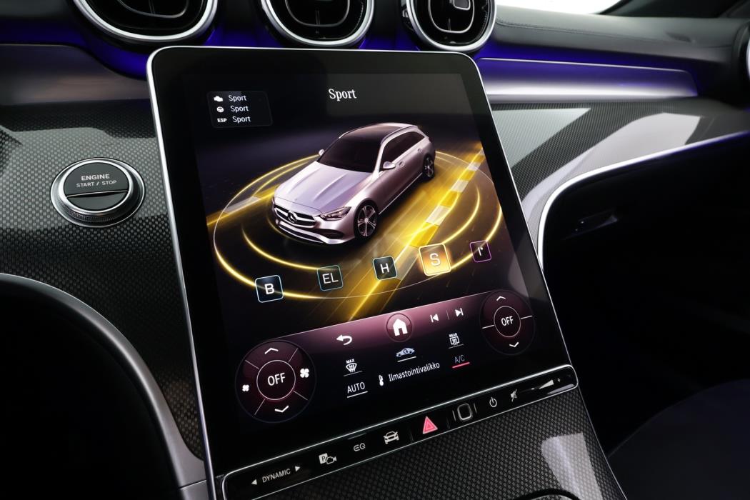 MERCEDES-BENZ C 2022