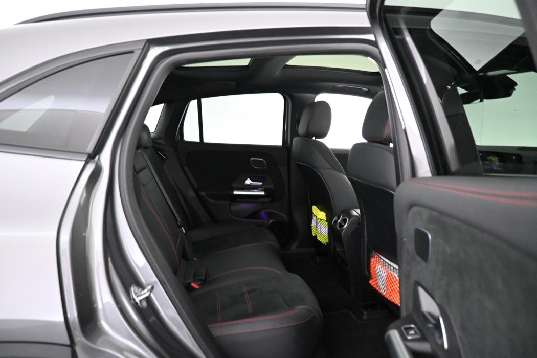 MERCEDES-BENZ EQA 2023