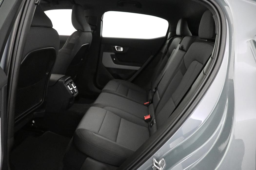 POLESTAR 2 2023