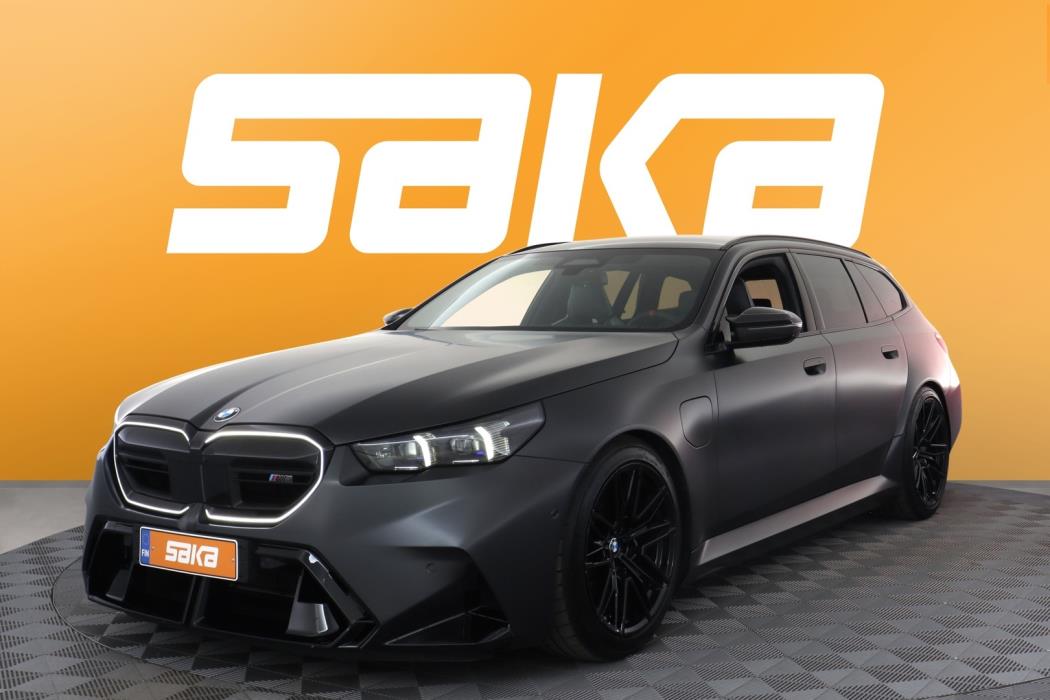 BMW M5 2025
