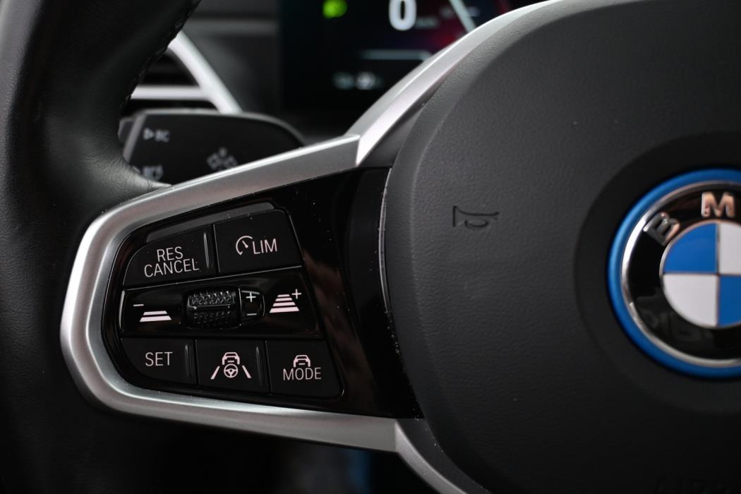 BMW i4 2025