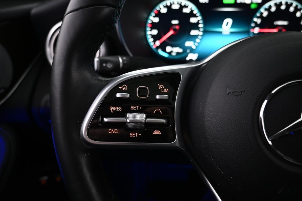 MERCEDES-BENZ GLC 2021