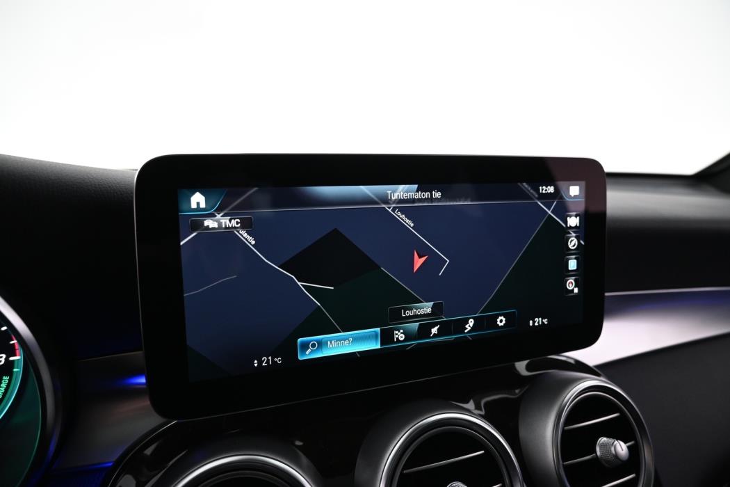 MERCEDES-BENZ GLC 2021