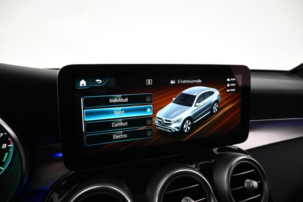 MERCEDES-BENZ GLC 2021