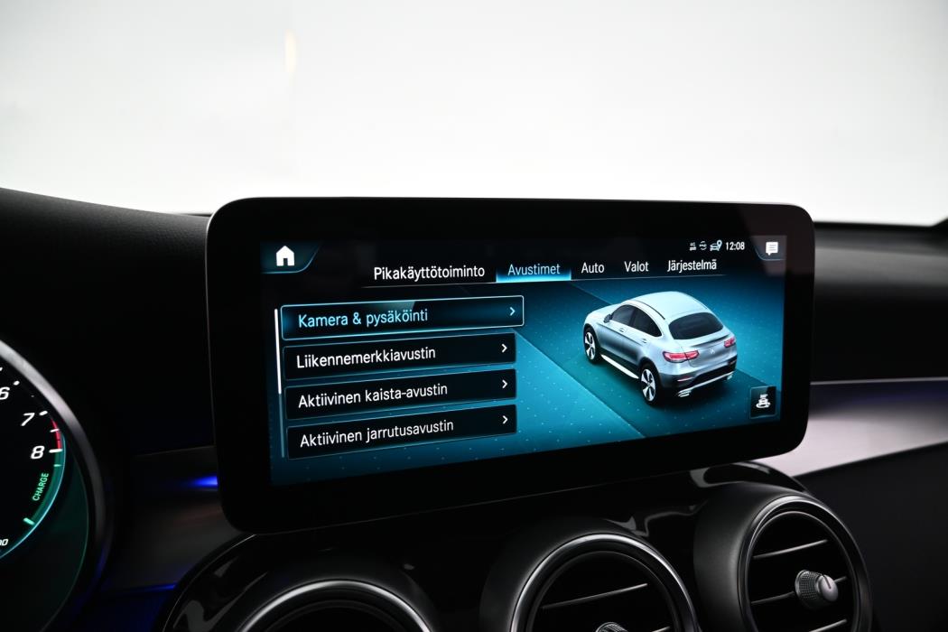 MERCEDES-BENZ GLC 2021