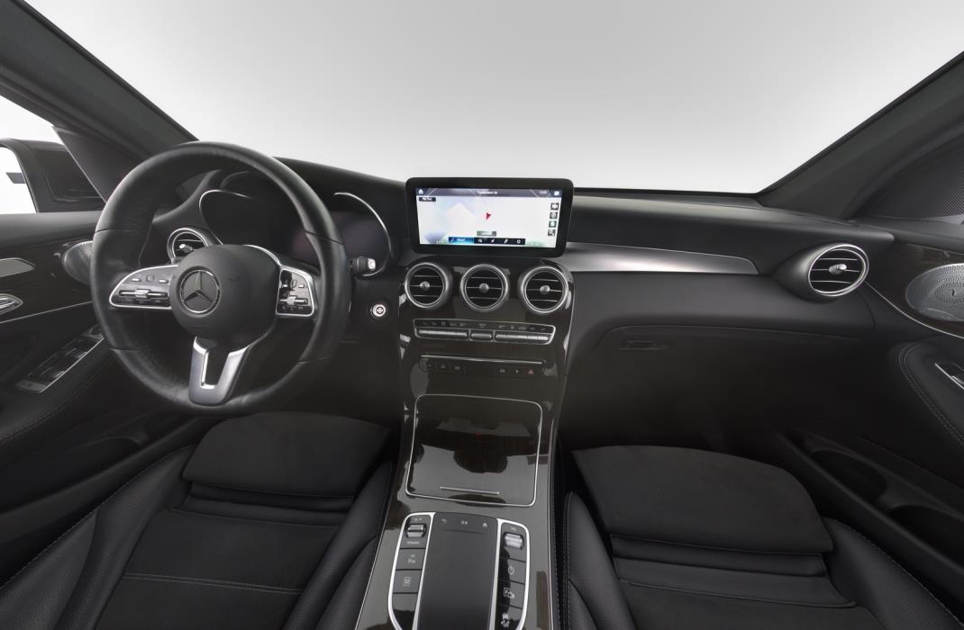 MERCEDES-BENZ GLC 2021