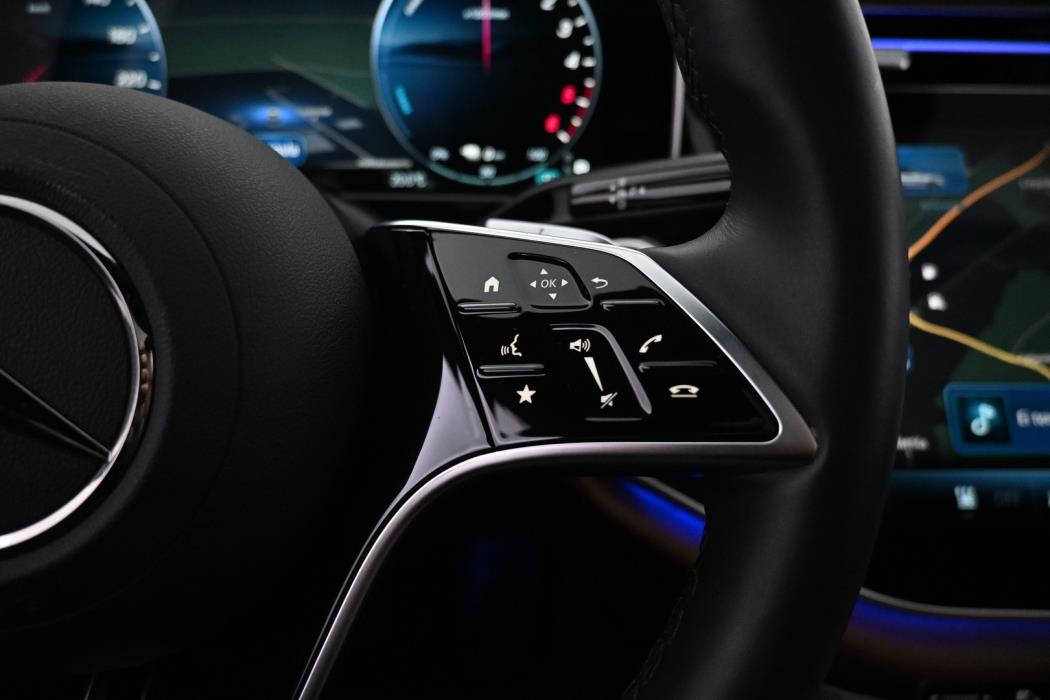 MERCEDES-BENZ E 2025