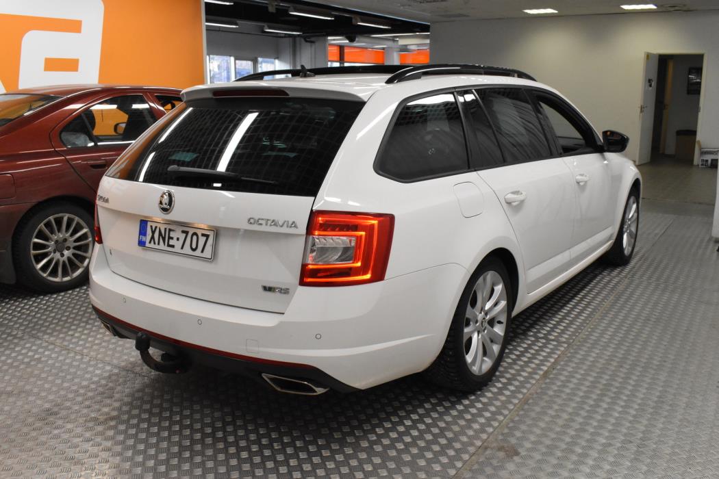 SKODA Octavia 2015