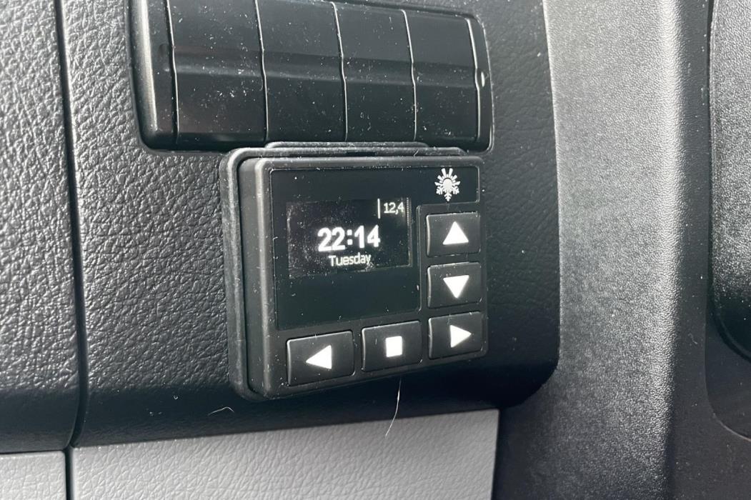 VOLKSWAGEN Crafter 2013