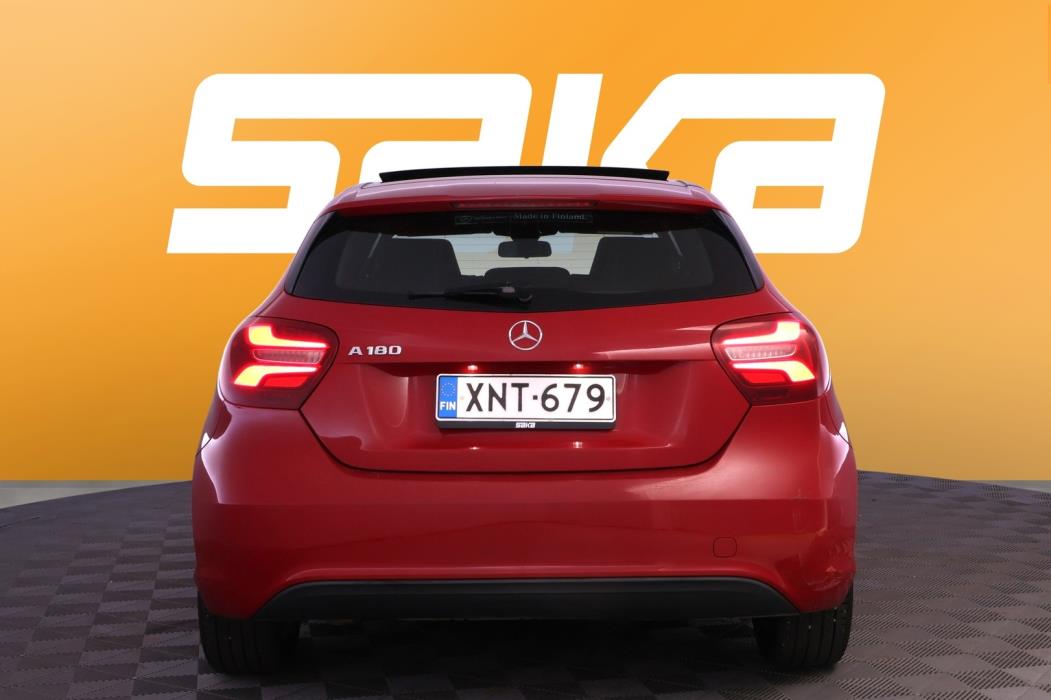 MERCEDES-BENZ A 2016