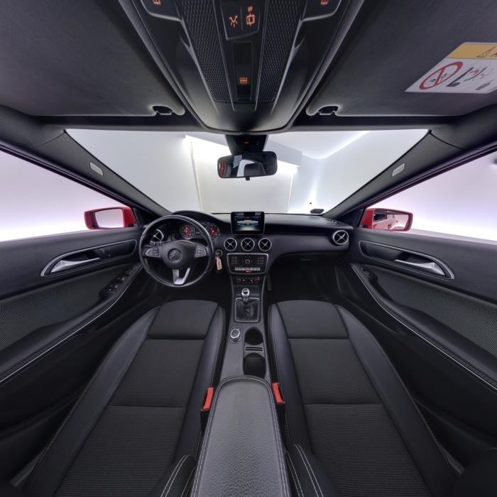 MERCEDES-BENZ A 2016