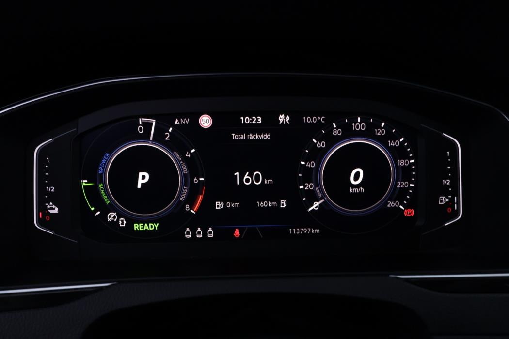 VOLKSWAGEN Passat 2021