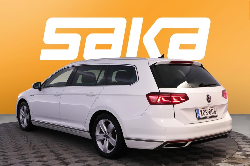 VOLKSWAGEN Passat 2021