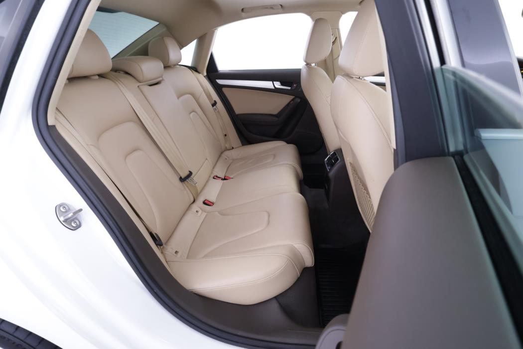 AUDI A4 2013