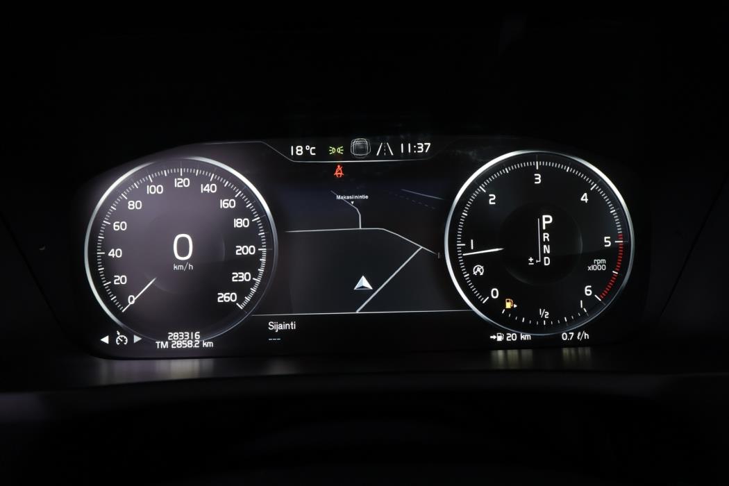 VOLVO XC90 2016