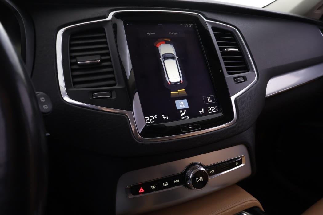 VOLVO XC90 2016