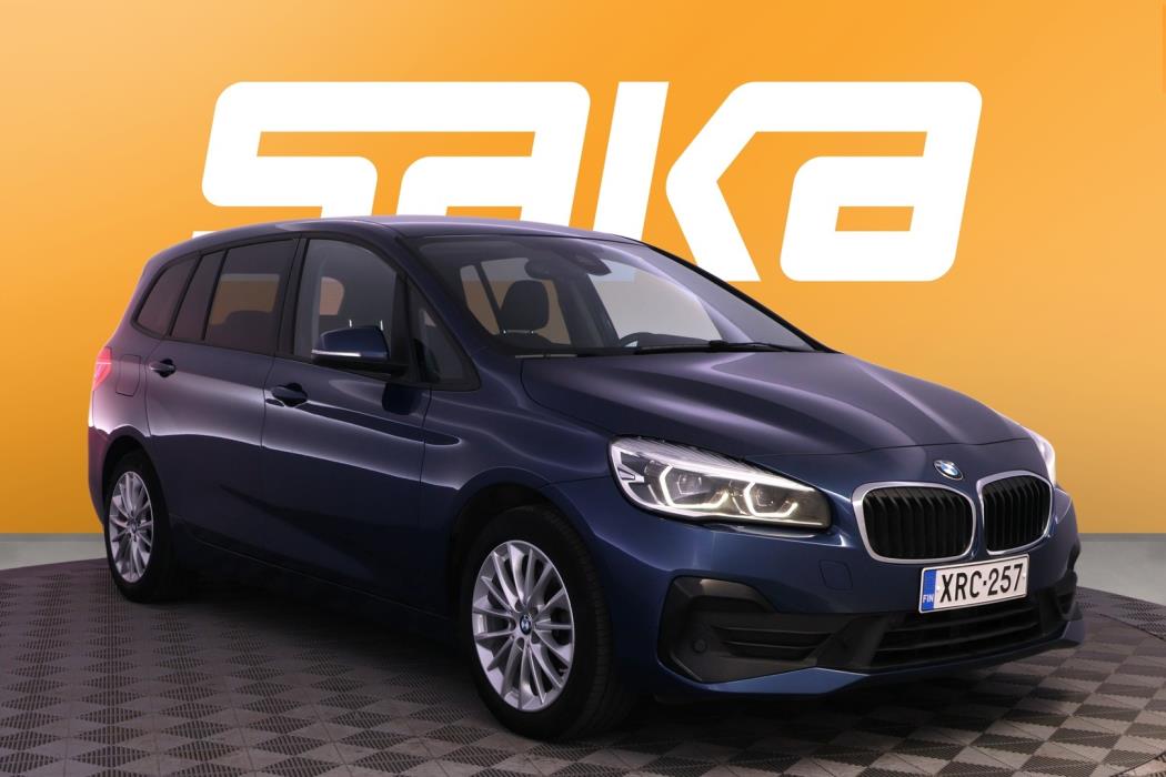 BMW 218 2022