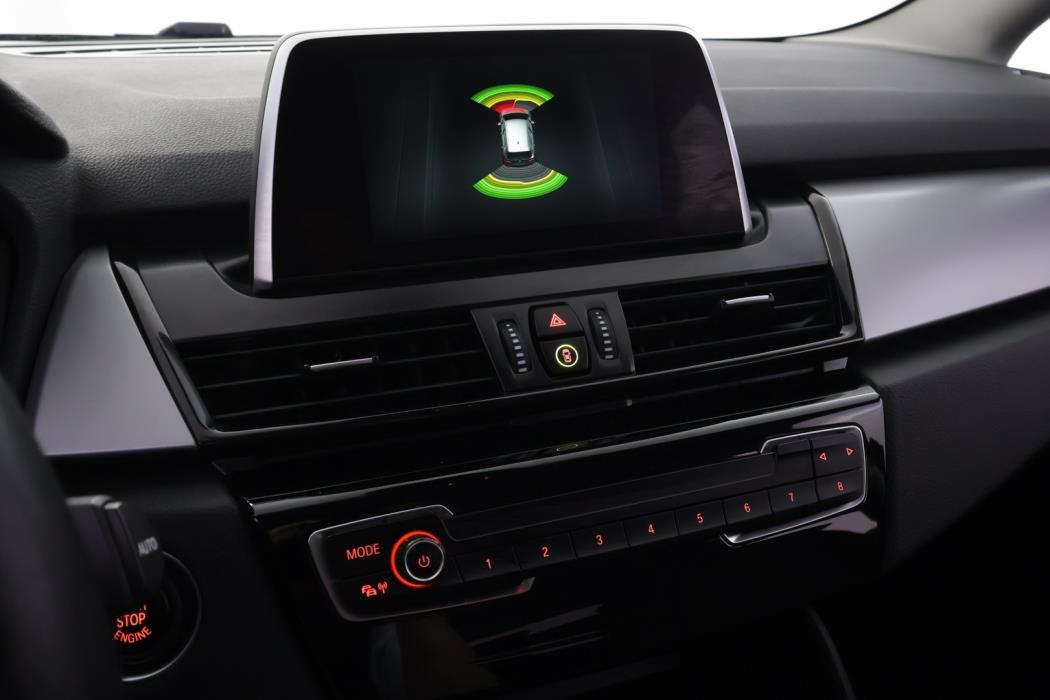 BMW 218 2022