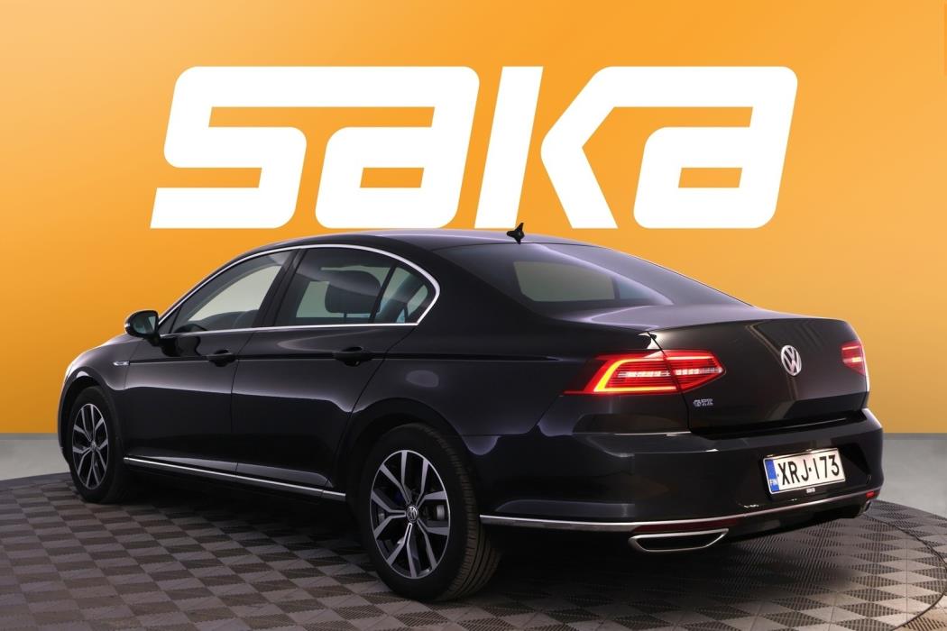 VOLKSWAGEN Passat 2017