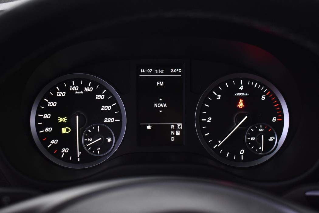 MERCEDES-BENZ Vito 2022