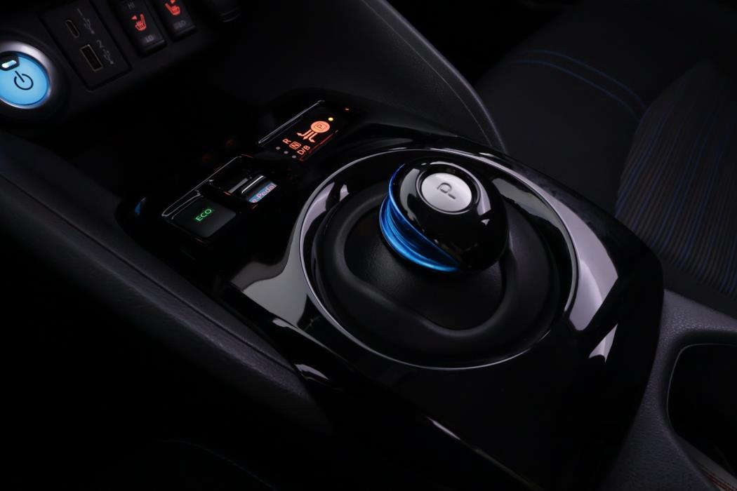 NISSAN Leaf 2023