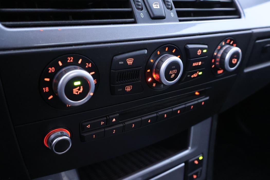 BMW 520 2009