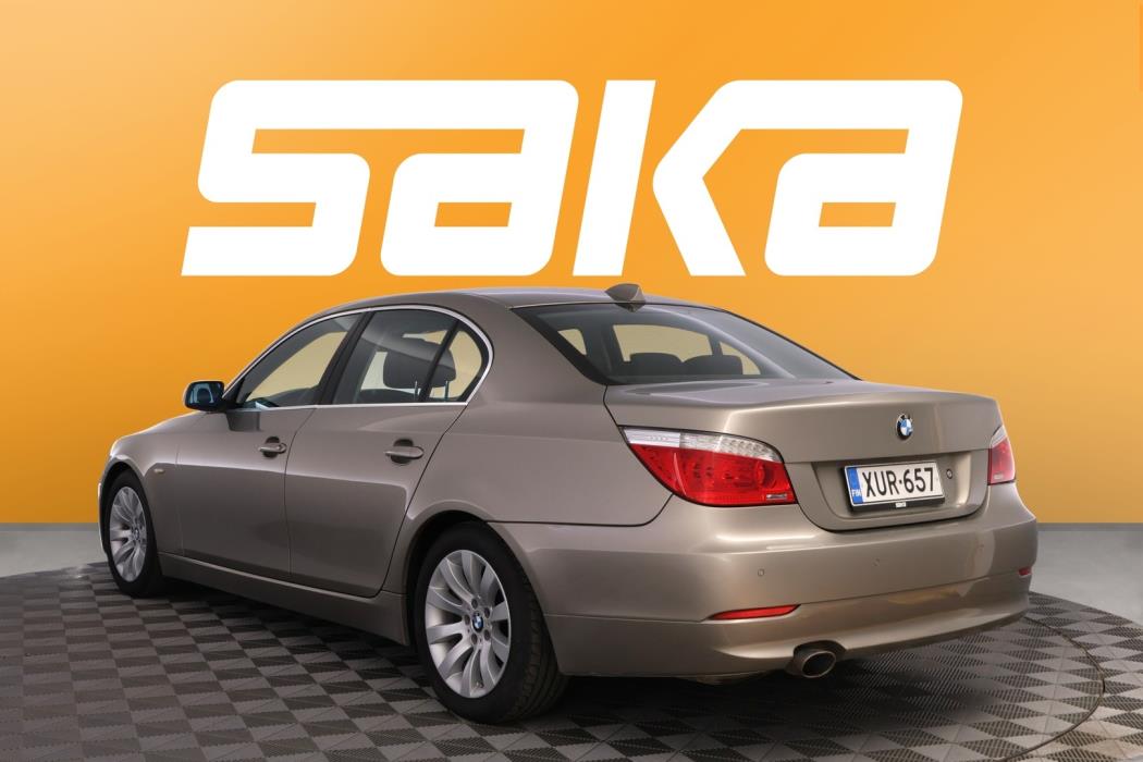 BMW 520 2009