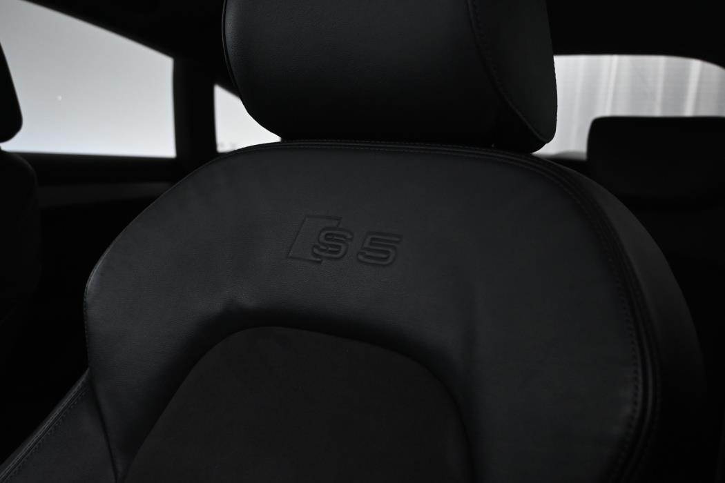 AUDI S5 2014