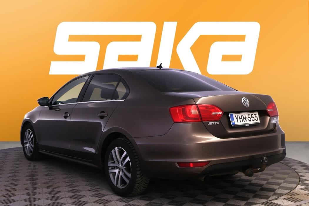 VOLKSWAGEN Jetta 2011