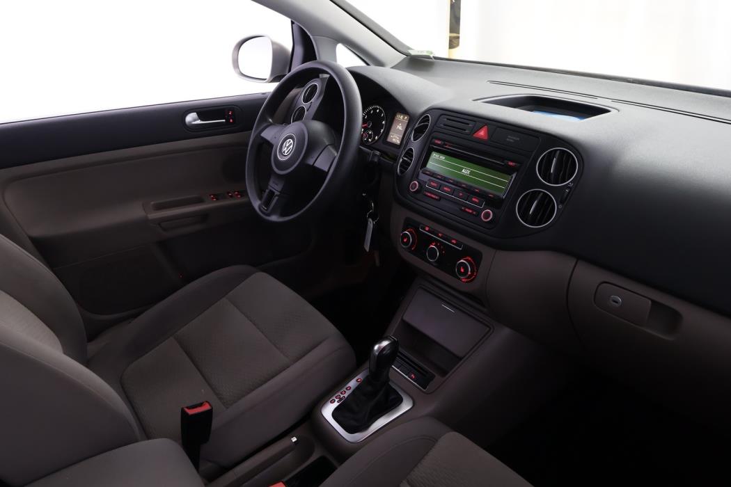 VOLKSWAGEN Golf Plus 2012