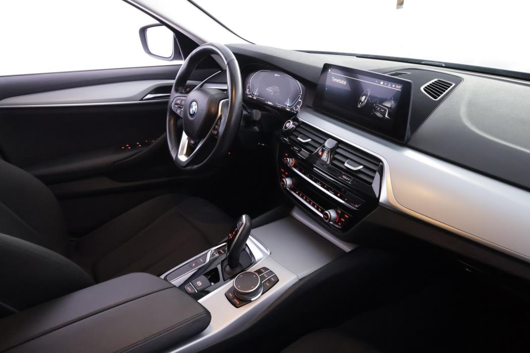BMW 530 2020