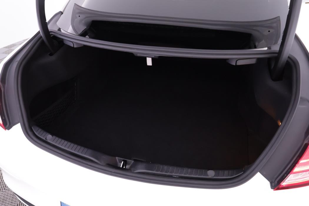 MERCEDES-BENZ C 2020