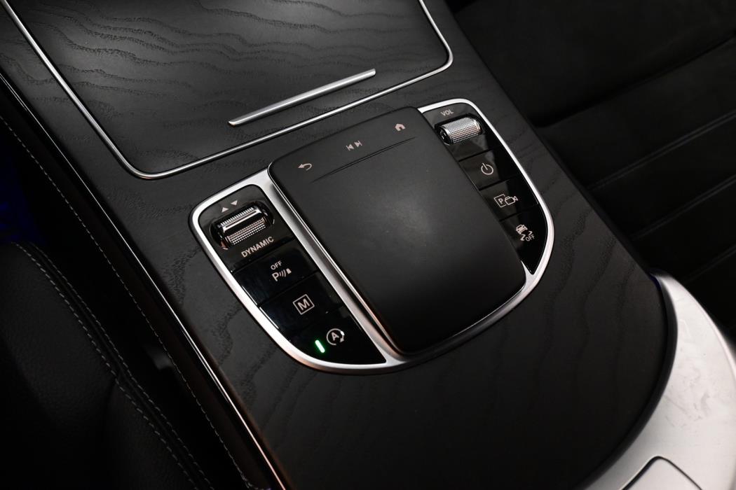 MERCEDES-BENZ GLC 2020