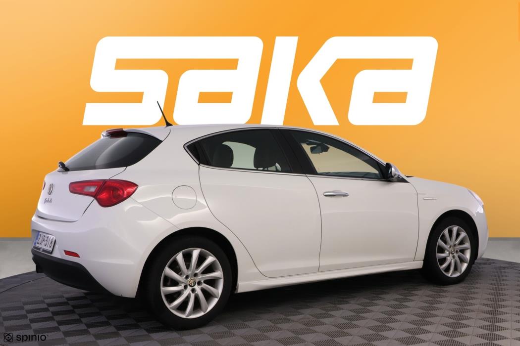 ALFA ROMEO Giulietta 2013