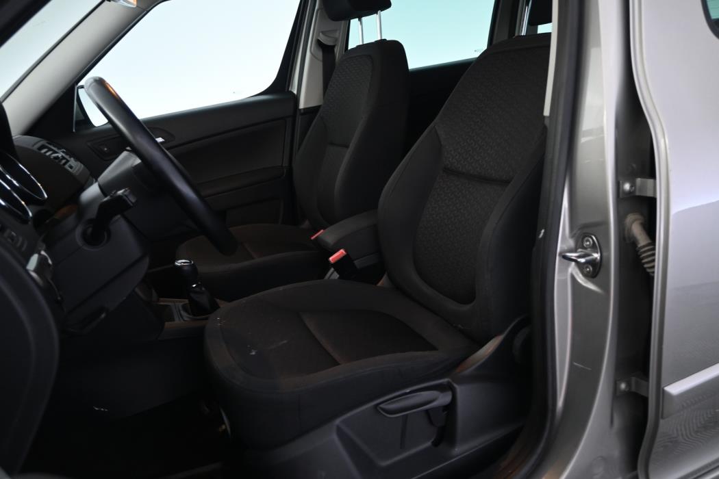 SKODA Yeti 2014