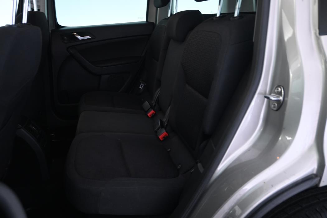 SKODA Yeti 2014