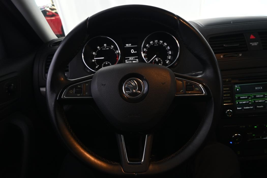 SKODA Yeti 2014