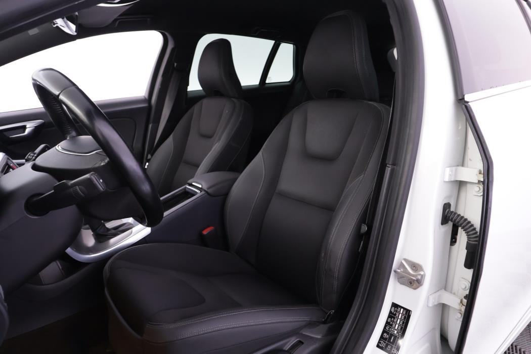 VOLVO V60 2014