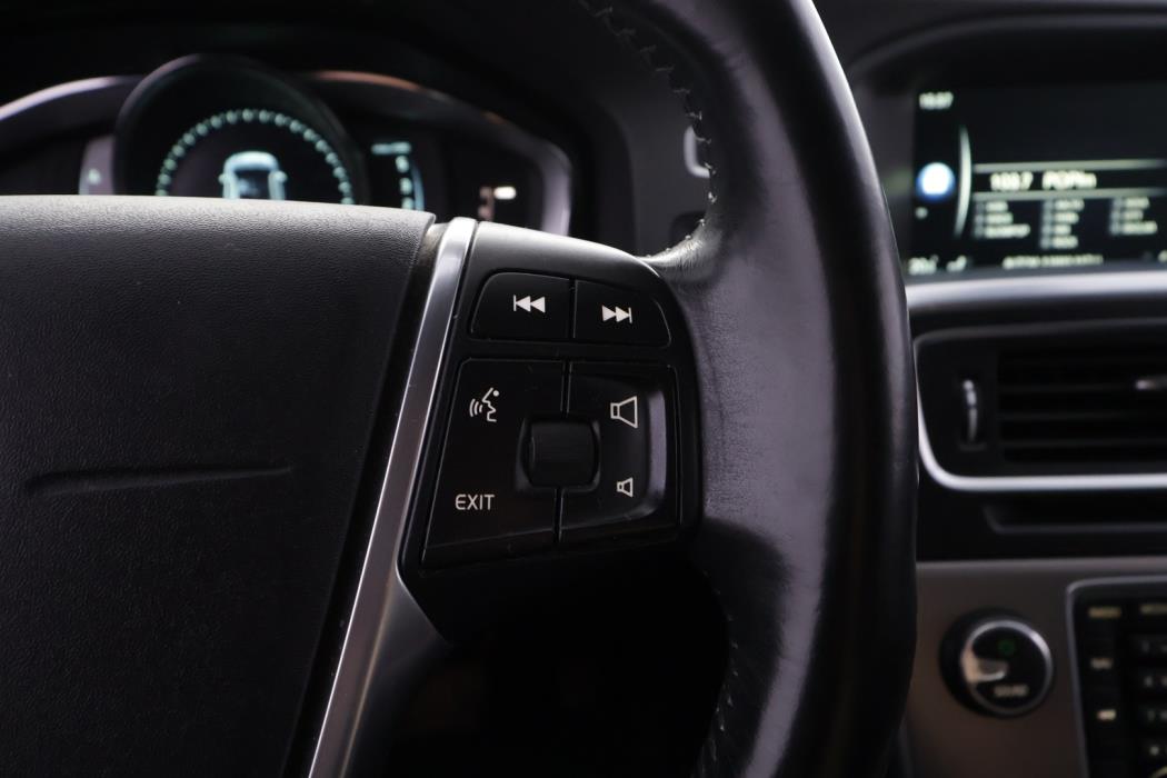 VOLVO V60 2014