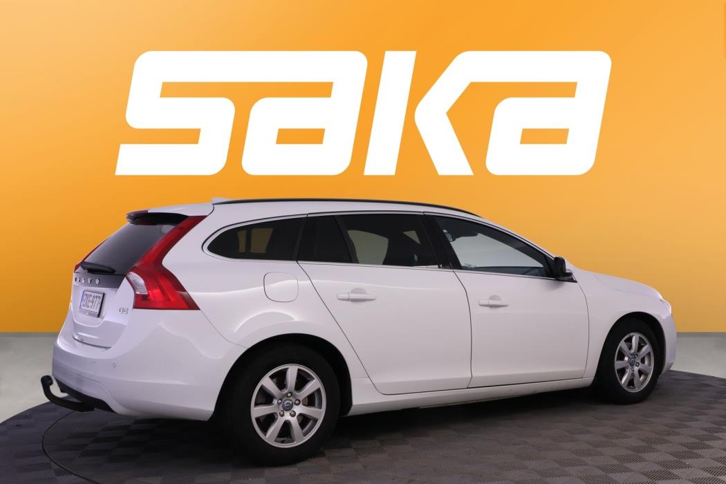 VOLVO V60 2014