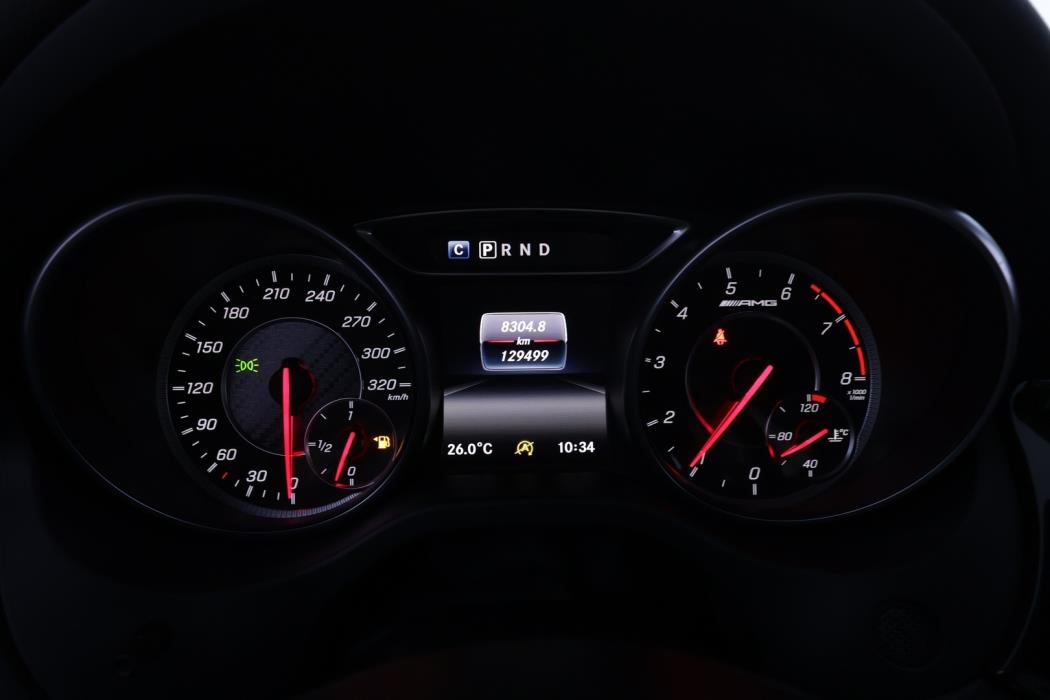 MERCEDES-BENZ CLA 45 AMG 2017