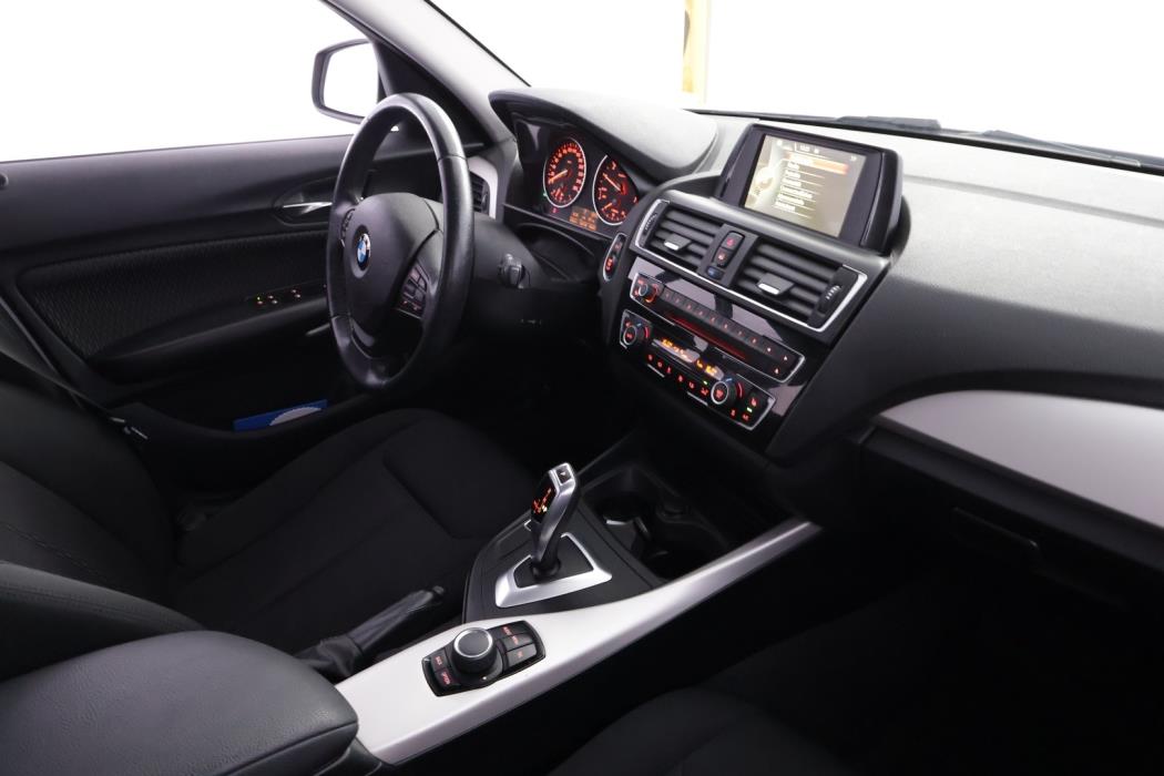 BMW 118 2017