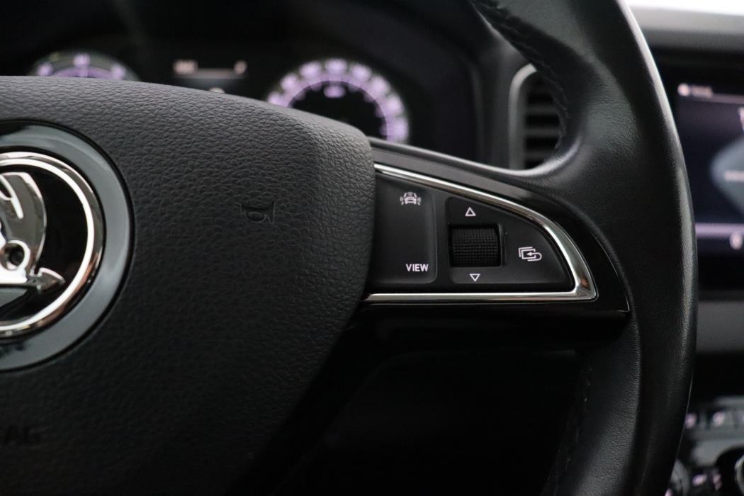 SKODA Karoq 2019