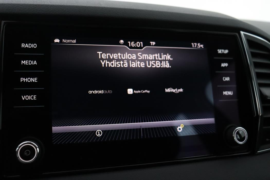 SKODA Karoq 2019