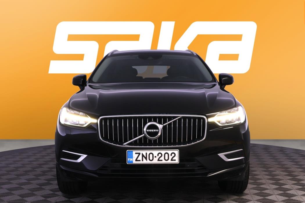 VOLVO XC60 2021
