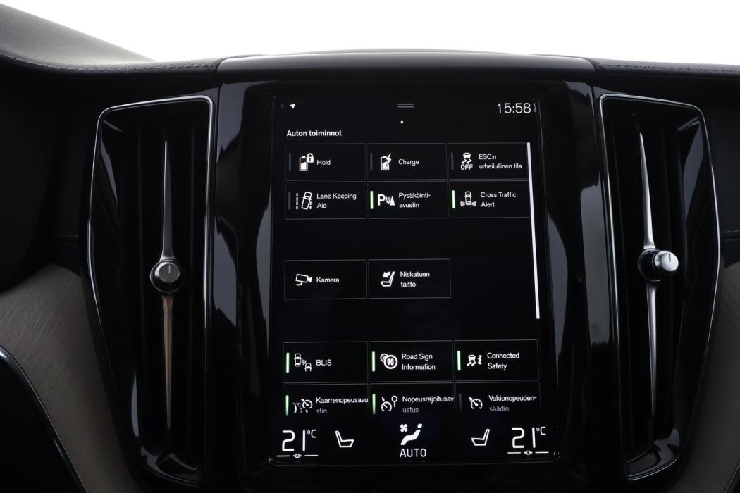 VOLVO XC60 2021