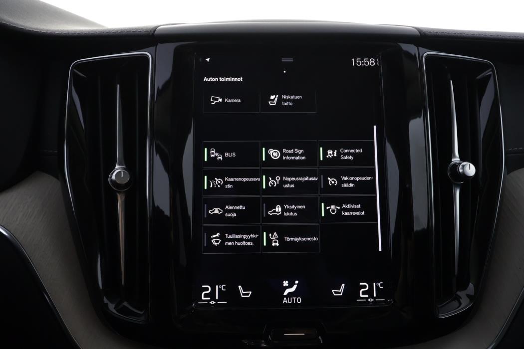 VOLVO XC60 2021