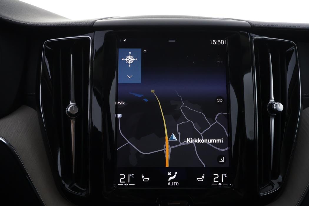 VOLVO XC60 2021